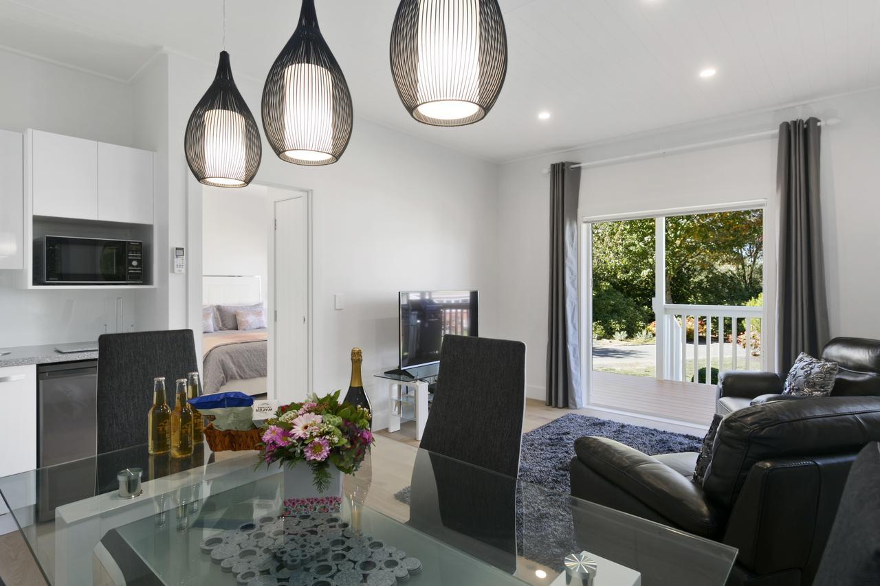 The Retreat Luxury Garden Villa Taupo Exterior foto